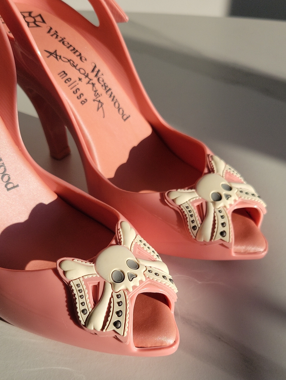 Vivienne Westwood Melissa Pink Skull Bow Peep-Toe Heeled Sandals - Picture 10 of 16